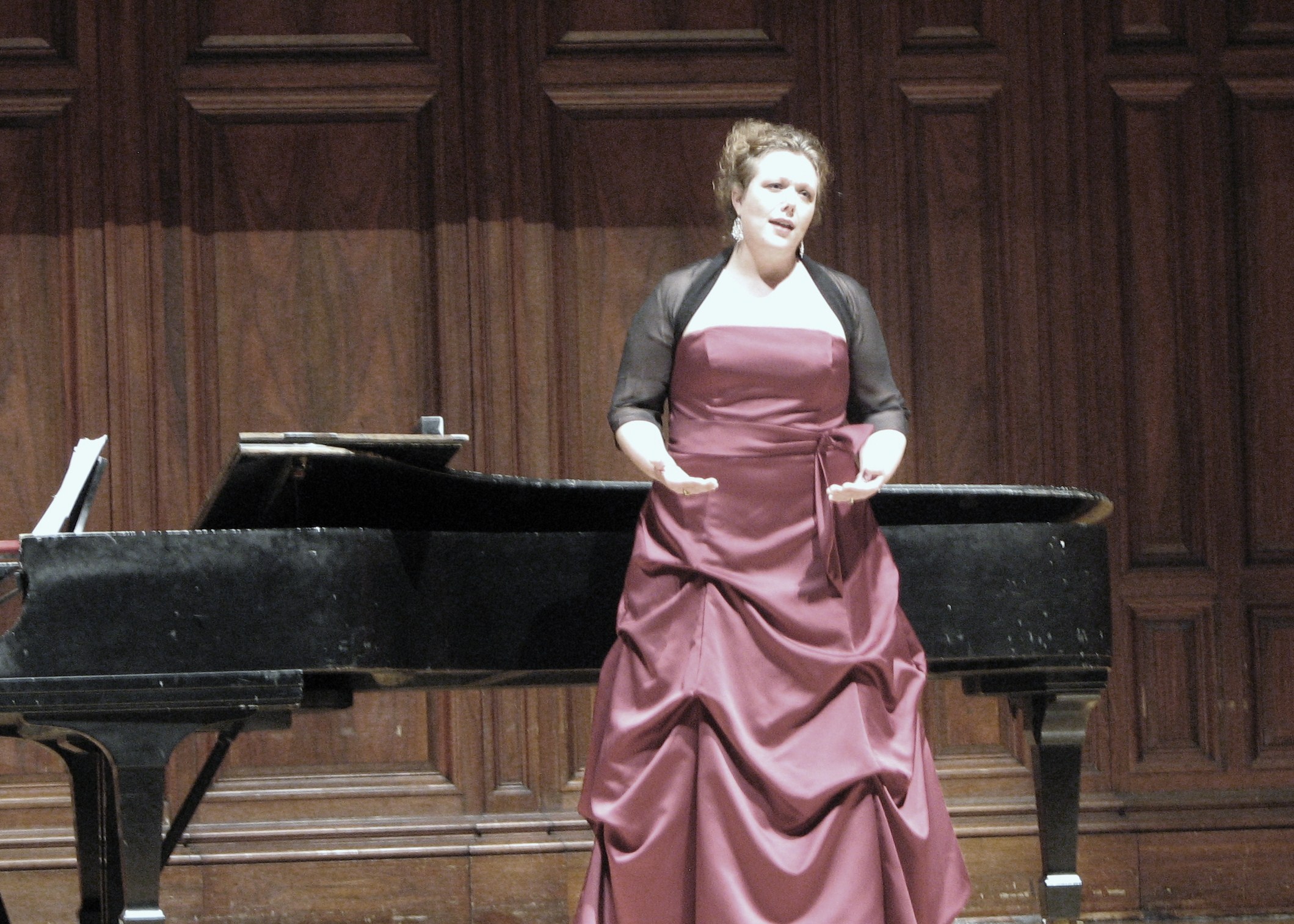Nicole Branz, soprano